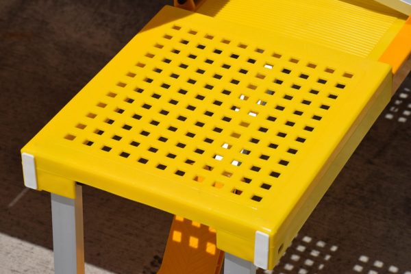Retro Caribee Folding Picnic Table & Four Chairs - Image 4