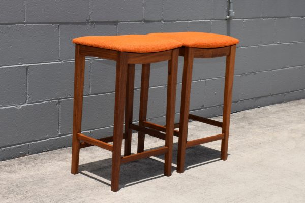 Pair of Carricks (Elite) Furniture Kitchen Stools (Circa 1970s) - Image 5