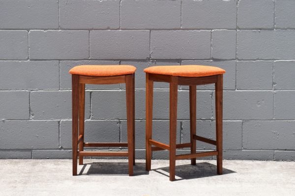 Pair of Carricks (Elite) Furniture Kitchen Stools (Circa 1970s)