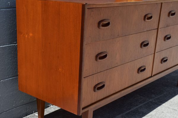 Parker Nordic Six Drawer Chest (Circa 1960s) - Image 3