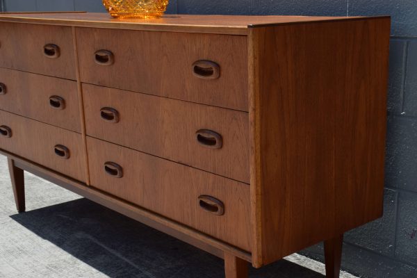 Parker Nordic Six Drawer Chest (Circa 1960s) - Image 2