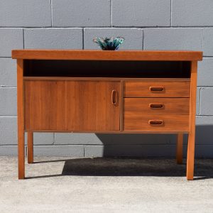 Mid Century Sideboard (Circa 1970s)