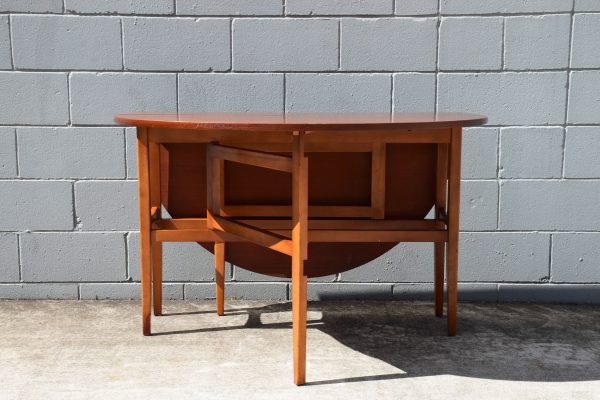 Mid Century Oval Dropleaf Dining Table (Circa 1970s) - Image 3