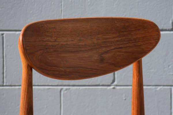 Six Parker '107' Spade Back Dining Chairs (Circa 1960s) - Image 3