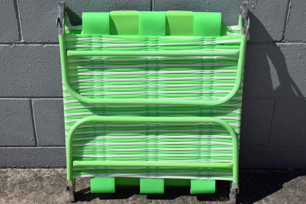 Retro Green & White Banana Lounge - Image 5