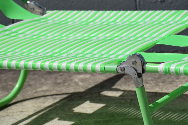 Retro Green & White Banana Lounge - Image 2