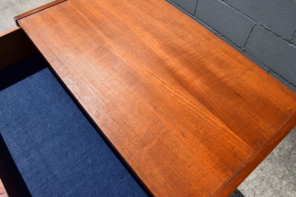 Mid Century Hall/Bedside Table (Circa 1960s) - Image 4