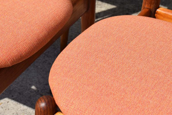 Six Custom Parker '107' Spade Back Dining Chairs (Circa 1960s) - Image 5
