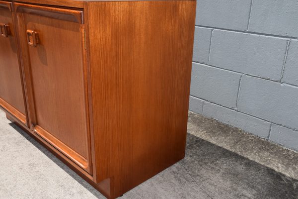 Parker Two-Door Sideboard (Circa 1970s) - Image 6