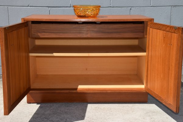 Parker Two-Door Sideboard (Circa 1970s) - Image 3
