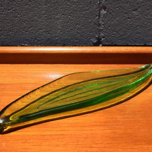 Retro Art Glass Green Leaf Dish