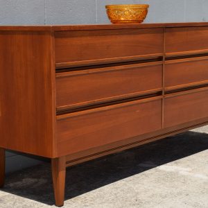 Reliance Furniture Six Drawer Dresser (Circa 1960s)